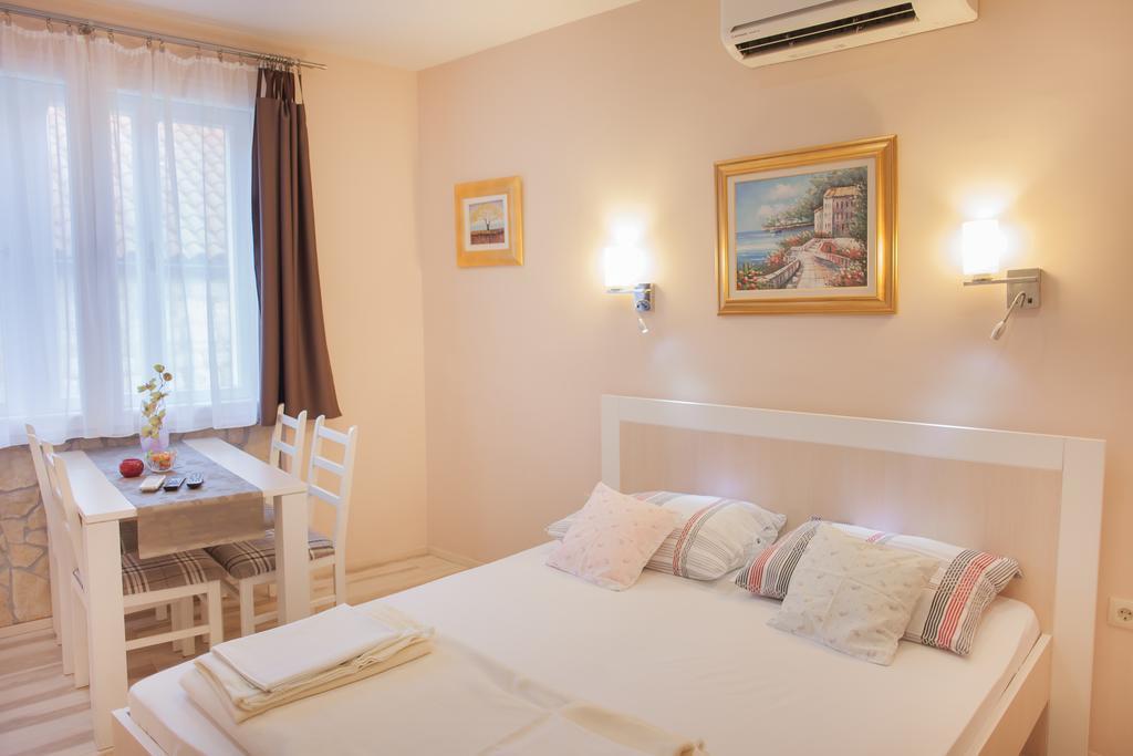 שיבניק Apartment Barbara - Bojana מראה חיצוני תמונה